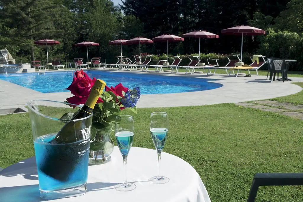 Park Hotel La Pineta Mulazzo 3*,